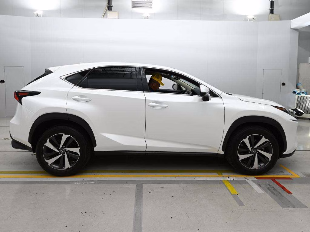 LEXUS NX300