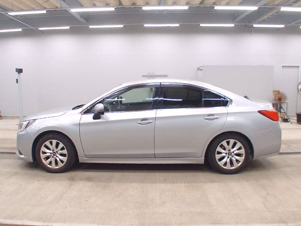 SUBARU LEGACY B4