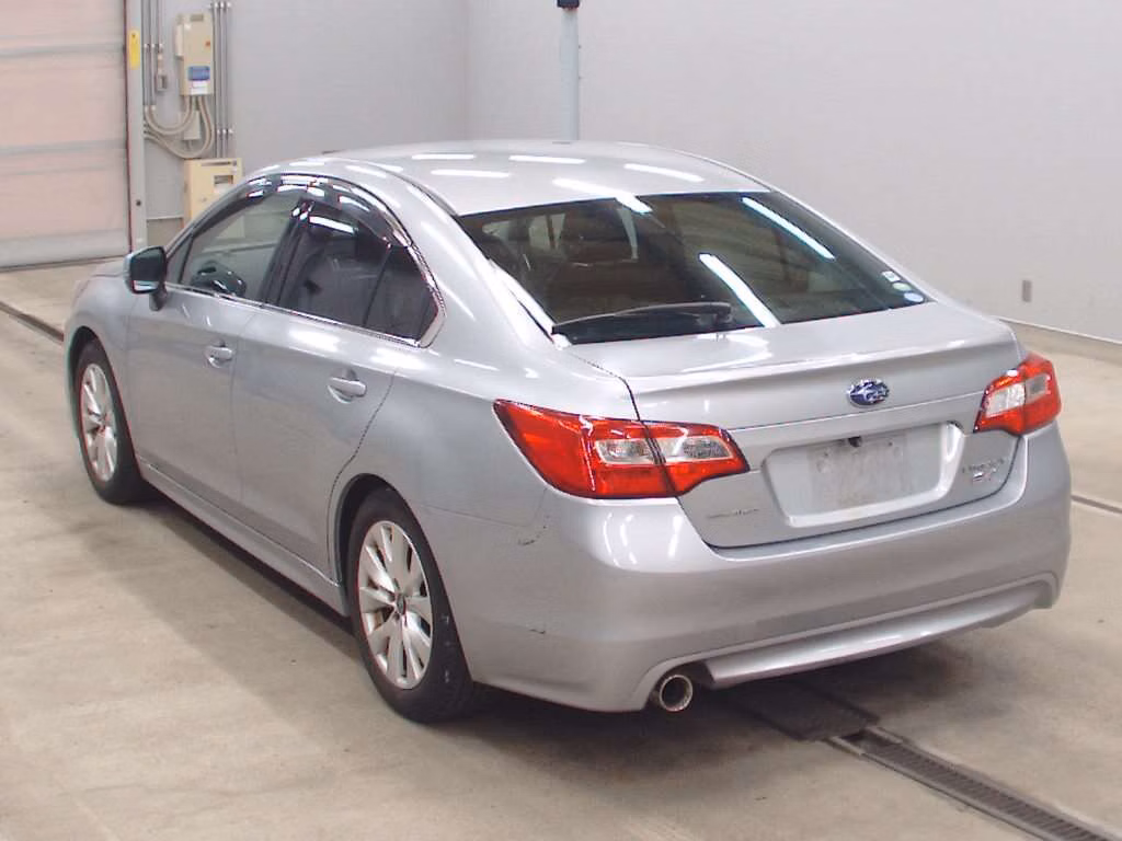 SUBARU LEGACY B4