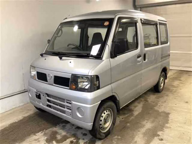 NISSAN CLIPPER