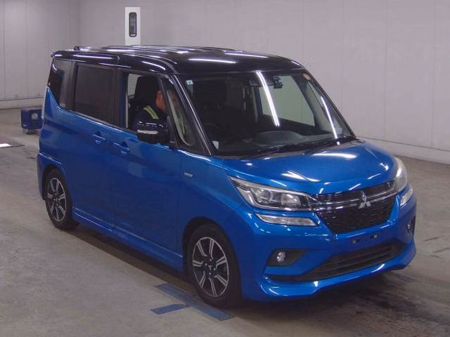 Mitsubishi Delica D:2