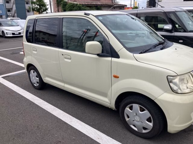Nissan Otti