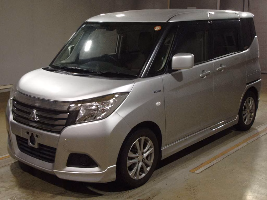 MITSUBISHI DELICA D:2
