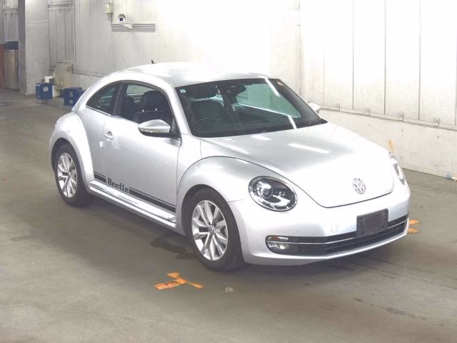 VOLKSWAGEN BEETLE