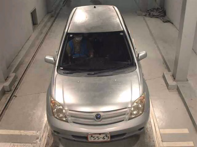 TOYOTA IST