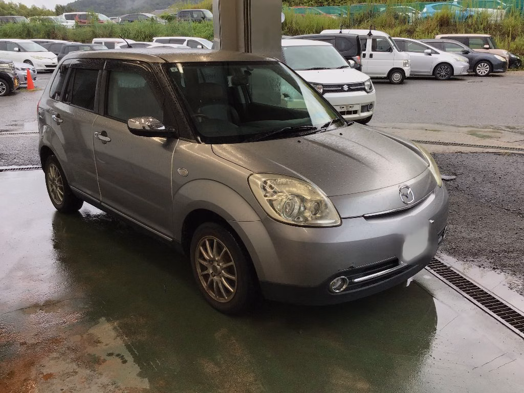 MAZDA VERISA