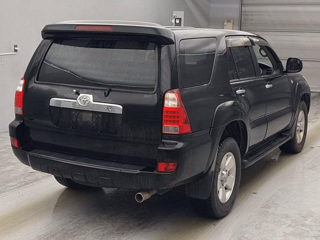 TOYOTA HILUX SURF