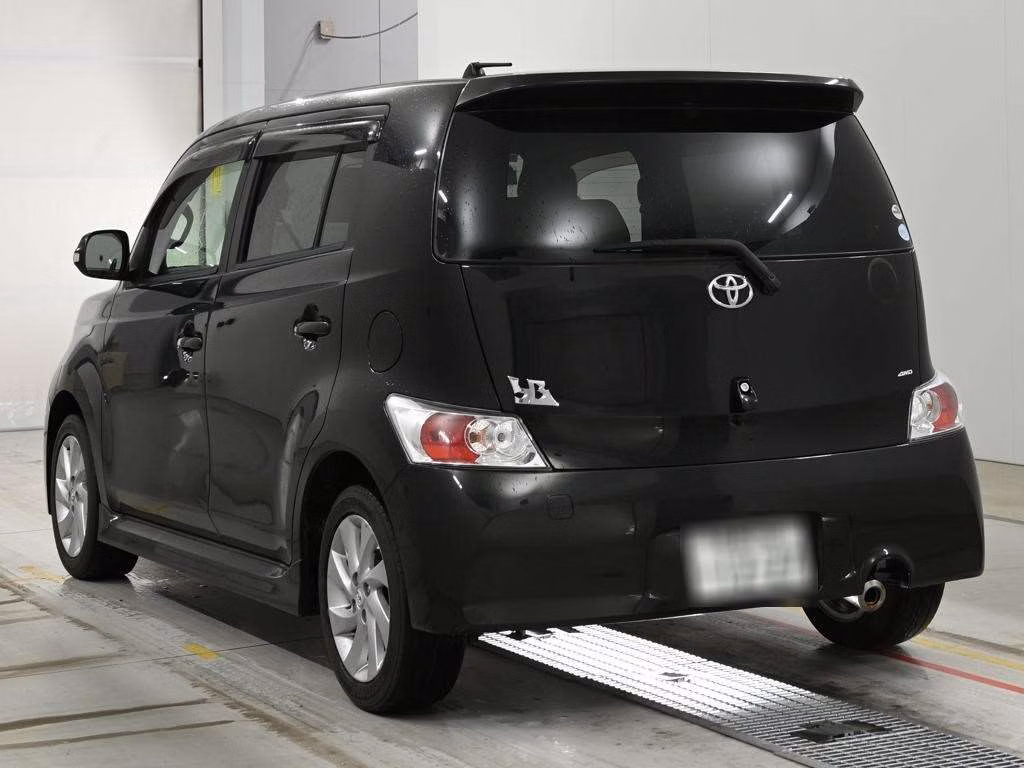 TOYOTA BB