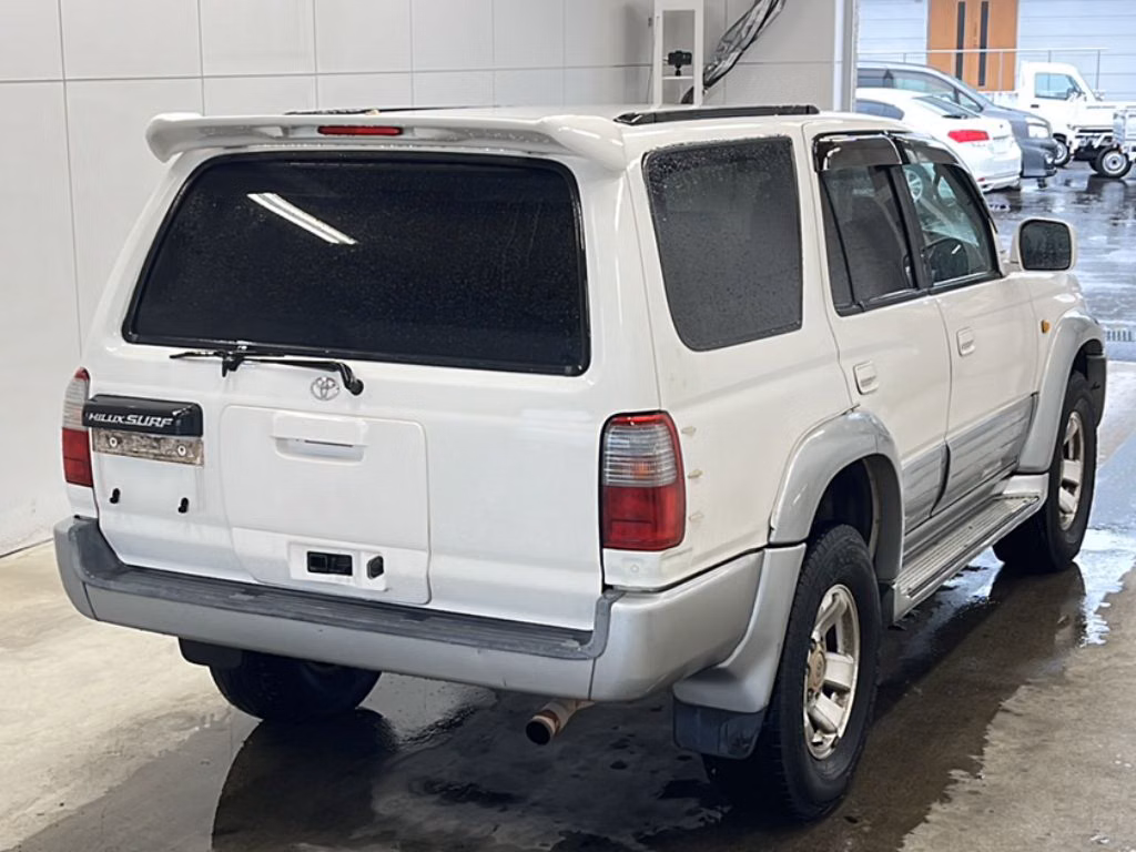 TOYOTA HILUX SURF