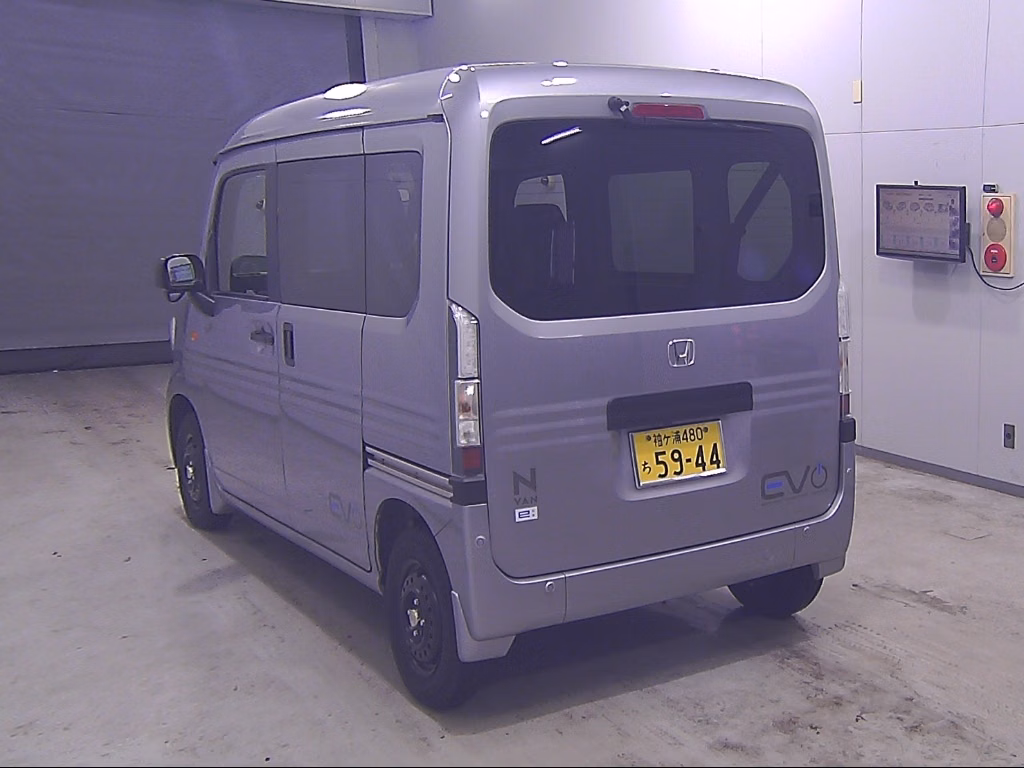 HONDA N-VAN