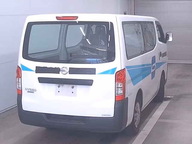 NISSAN NV350 CARAVAN