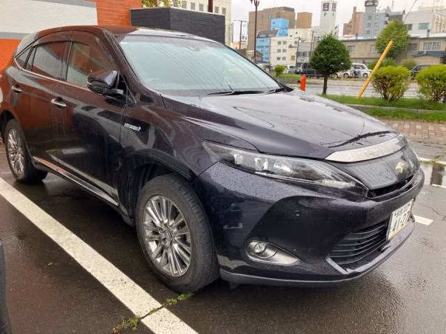 TOYOTA HARRIER