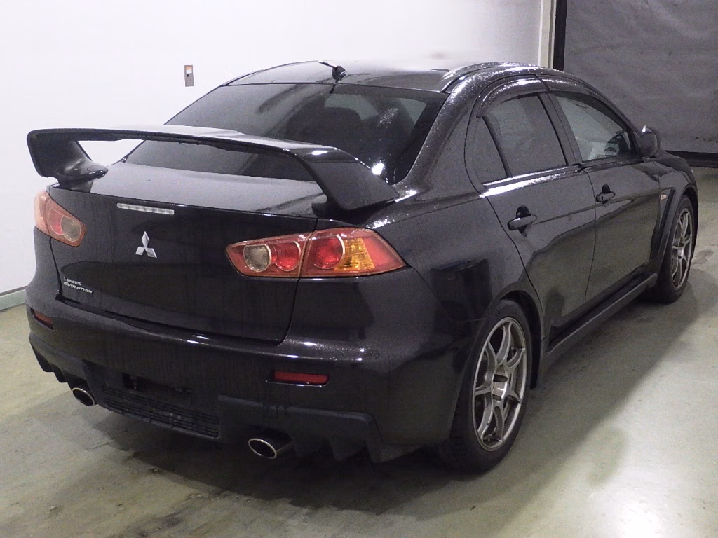 MITSUBISHI LANCER EVOLUTION