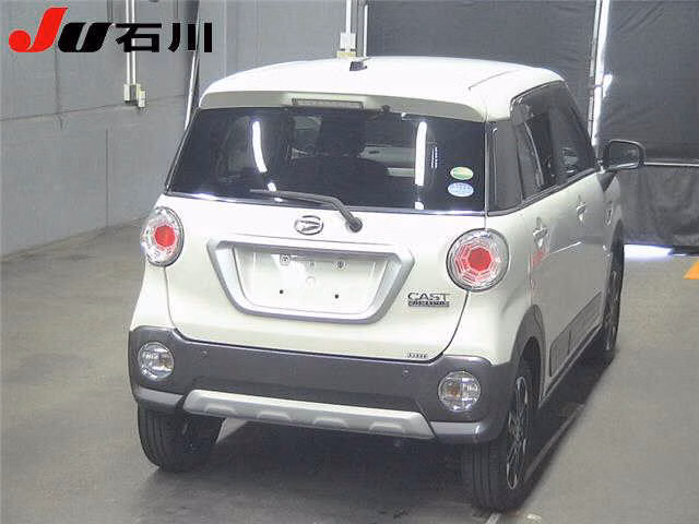 DAIHATSU CAST