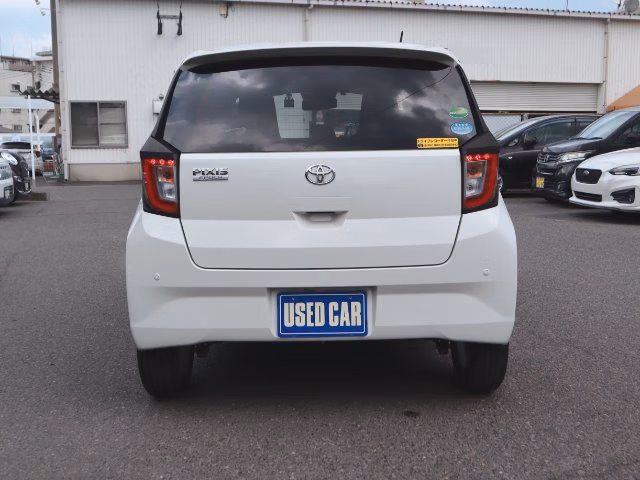 TOYOTA PIXIS EPOCH