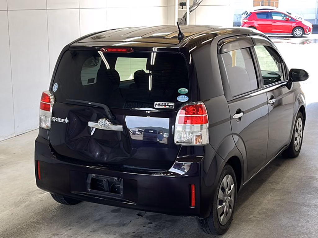 TOYOTA SPADE