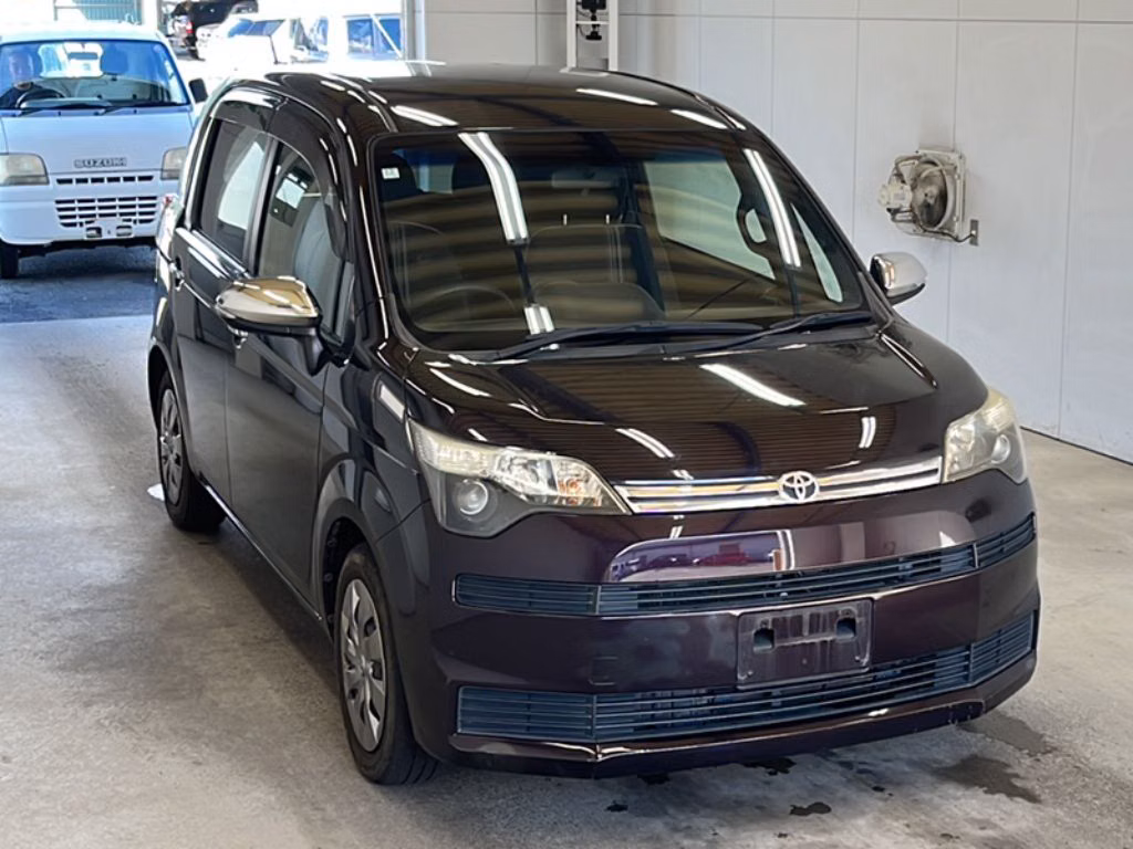TOYOTA SPADE