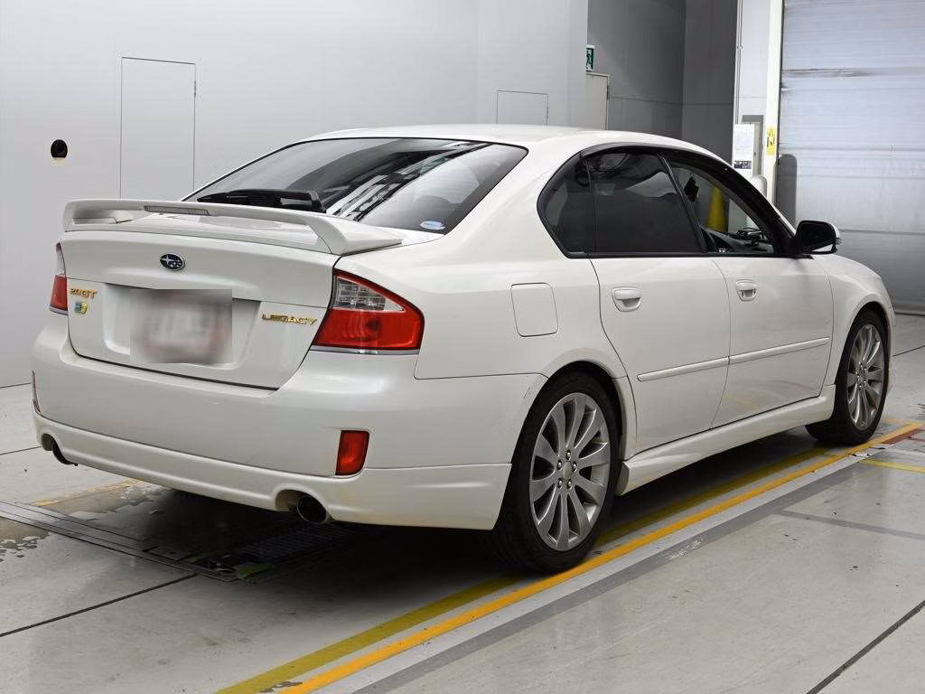 SUBARU LEGACY B4
