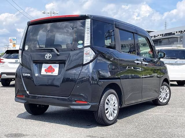 TOYOTA TANK