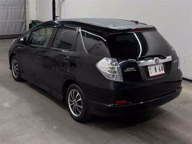HONDA FIT SHUTTLE