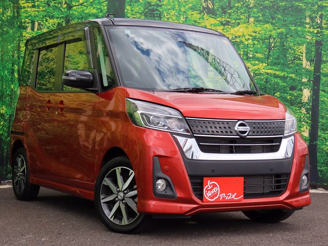 NISSAN DAYZ ROOX