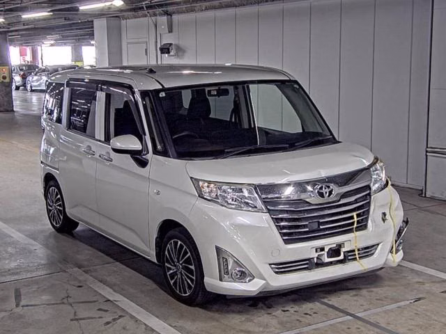 TOYOTA TANK