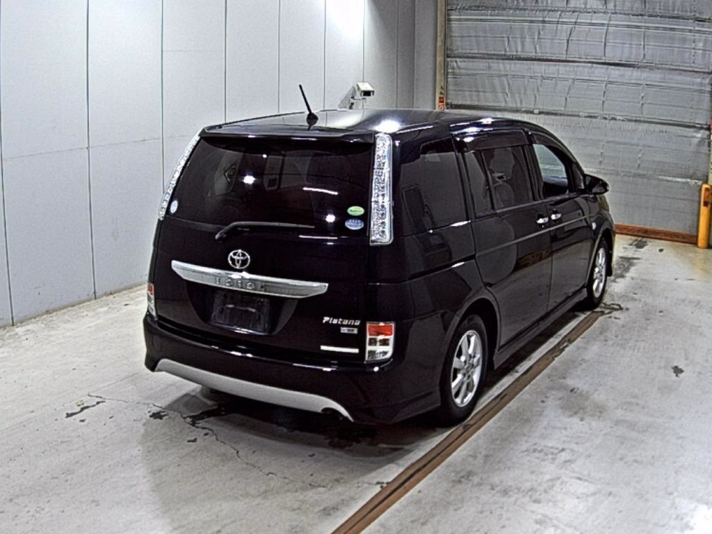 TOYOTA ISIS