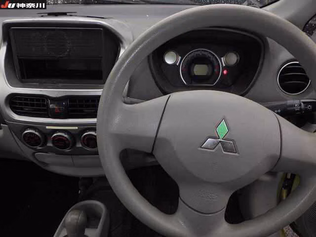 MITSUBISHI I