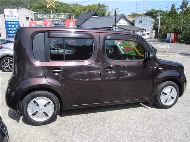 NISSAN CUBE