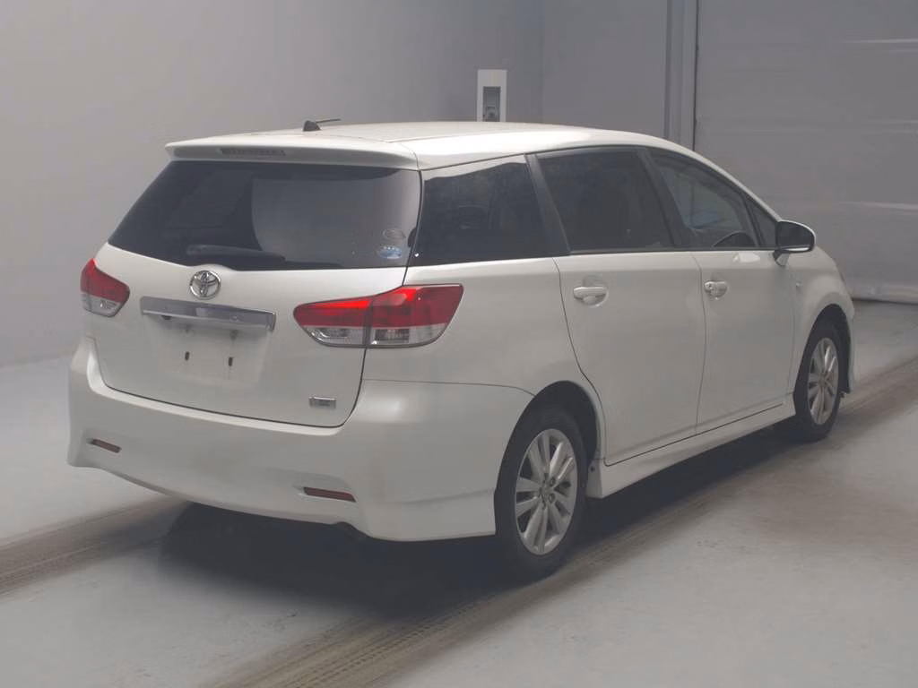 TOYOTA WISH