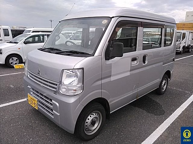 MITSUBISHI MINICAB