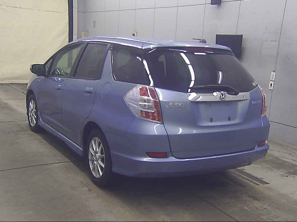 HONDA FIT SHUTTLE