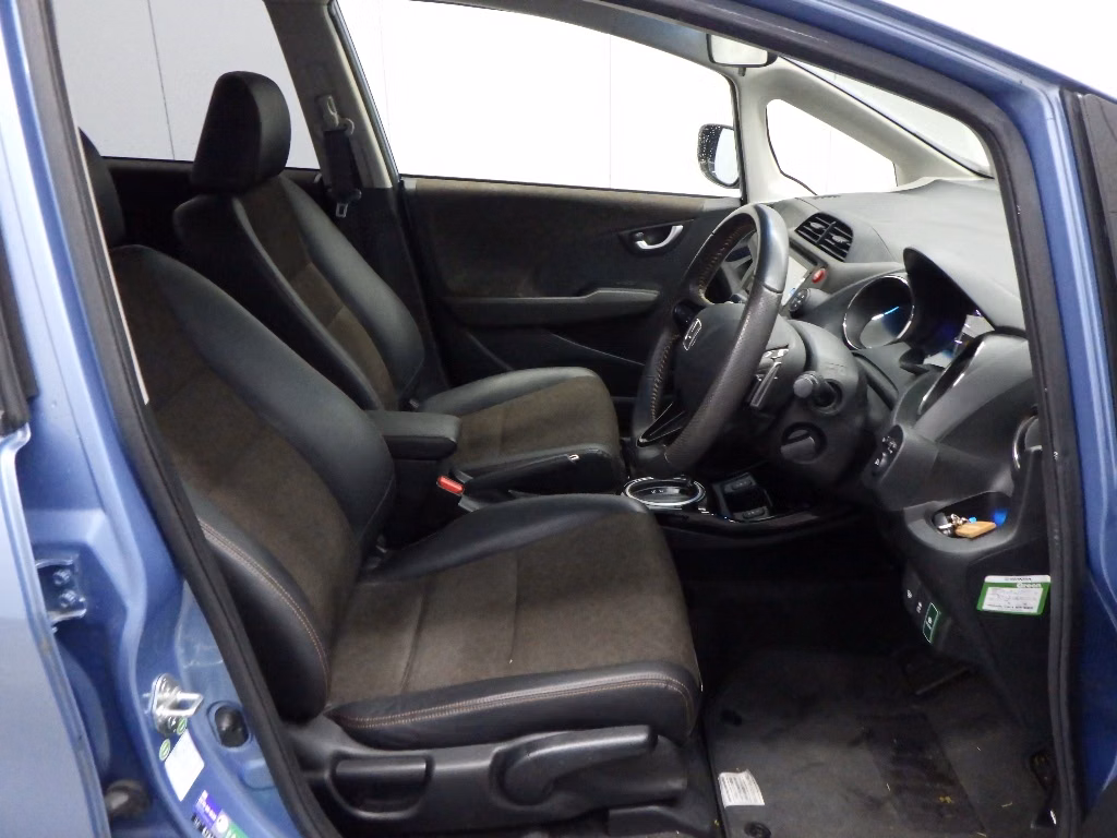 HONDA FIT SHUTTLE