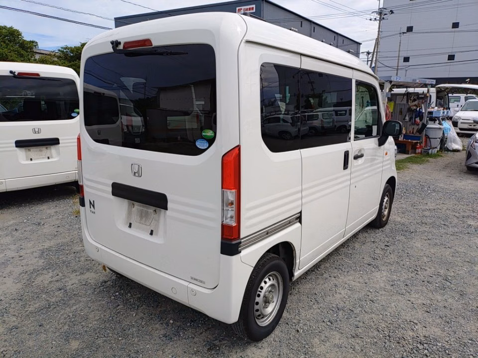 HONDA N-VAN