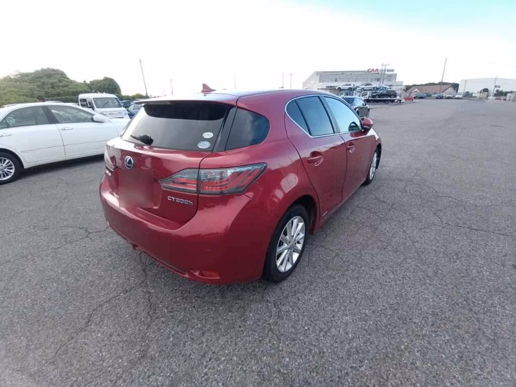LEXUS CT200H