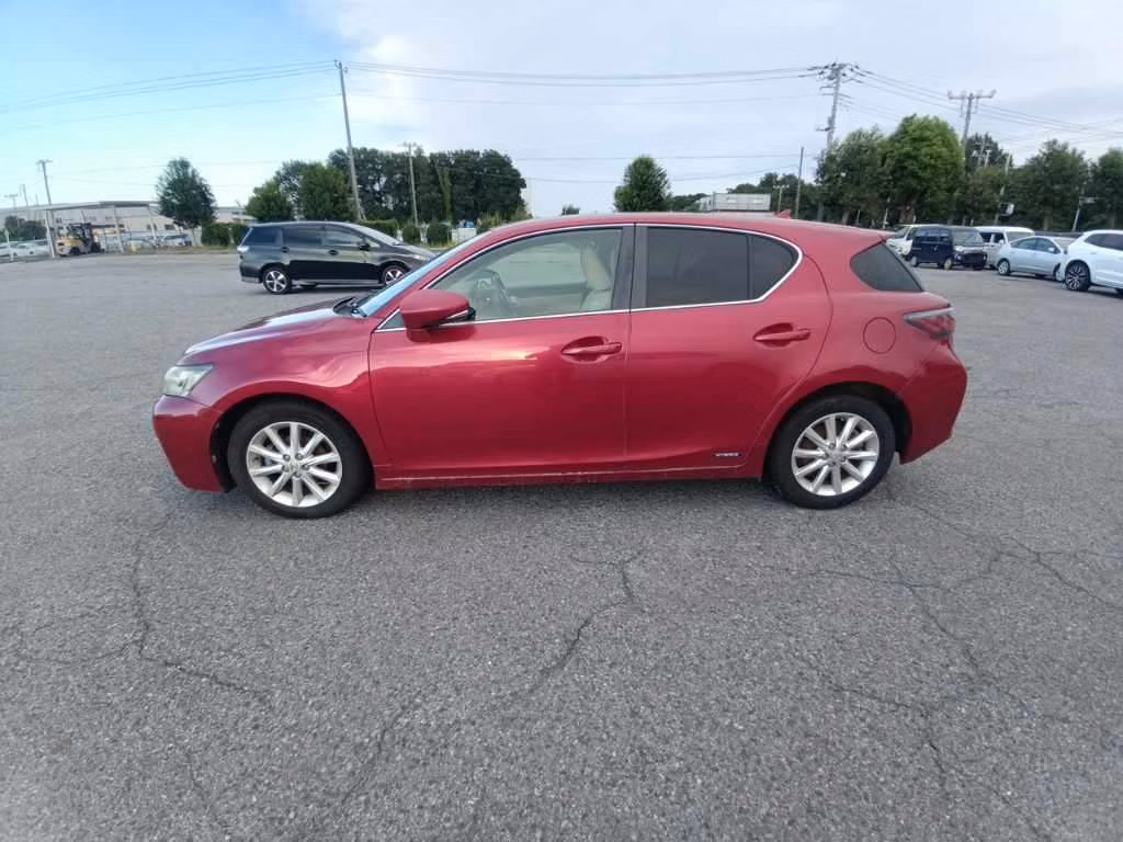 LEXUS CT200H