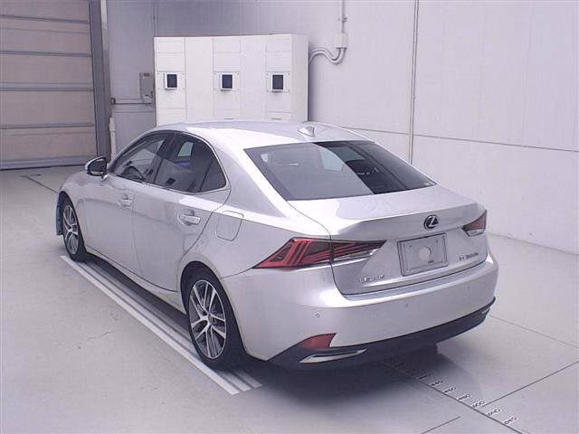 Lexus IS300h