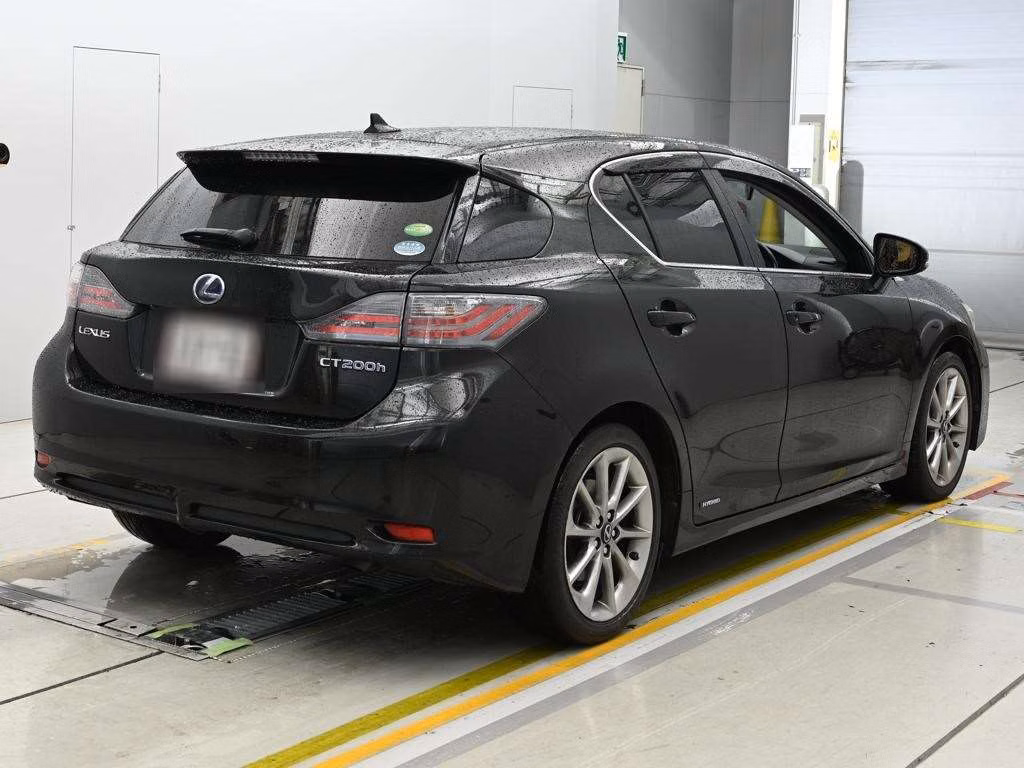 LEXUS CT200H