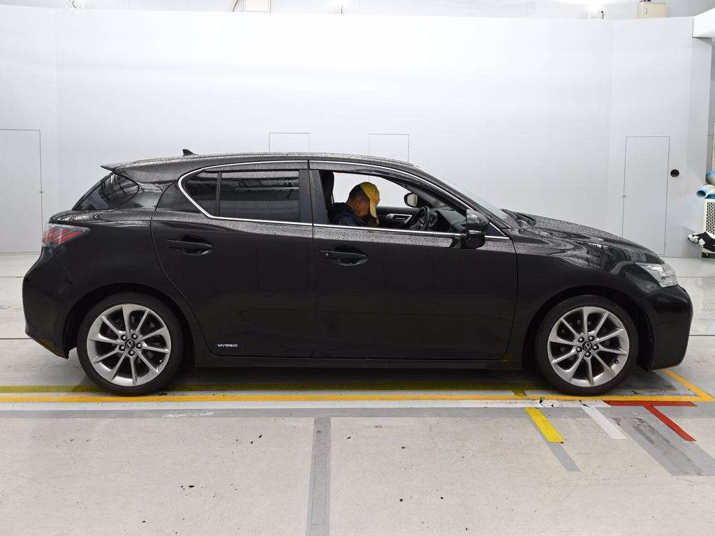 LEXUS CT200H