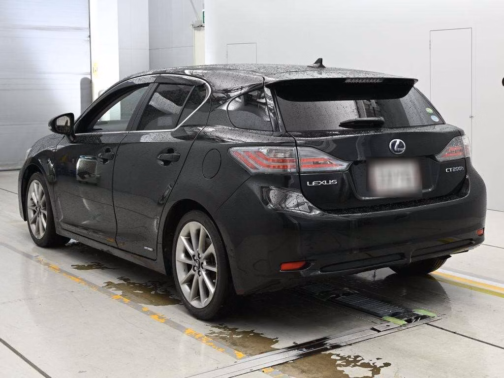 LEXUS CT200H