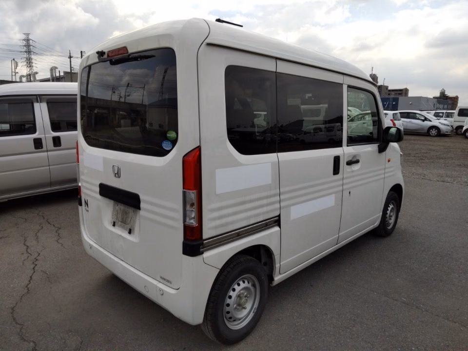 HONDA N-VAN