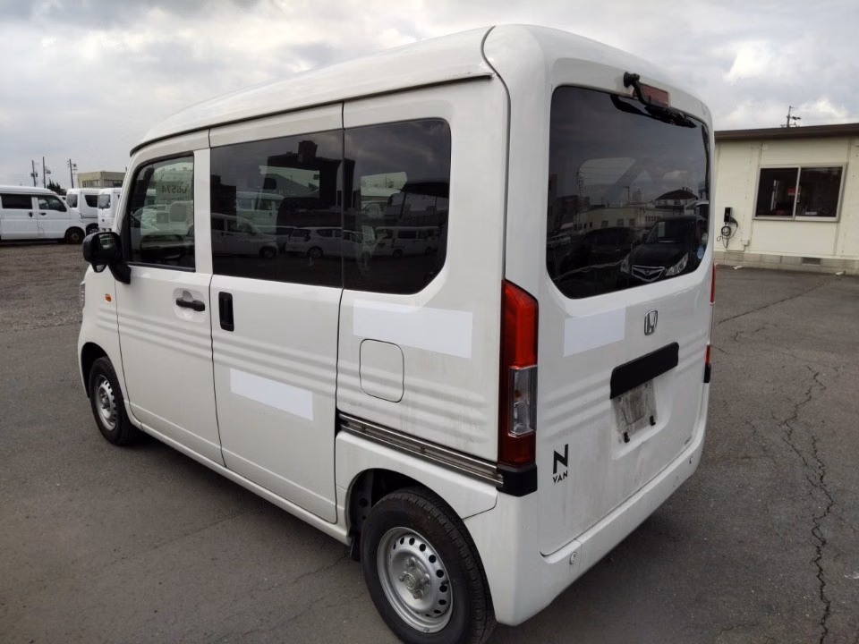 HONDA N-VAN