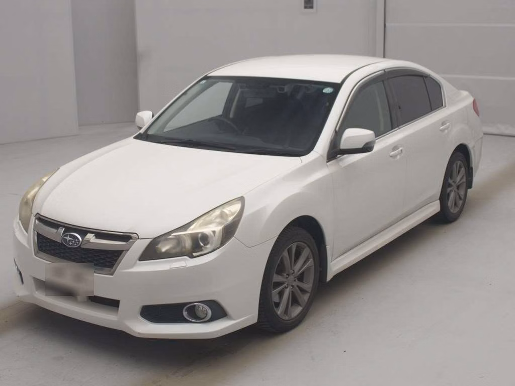 SUBARU LEGACY B4