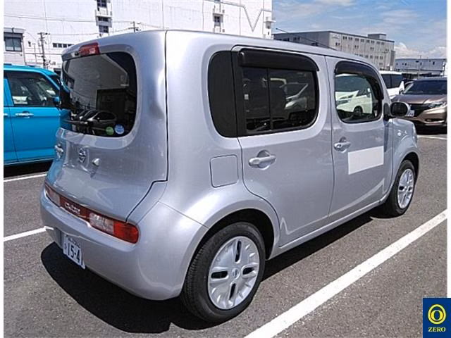 NISSAN CUBE