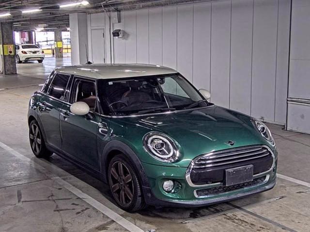 MINI HATCH
