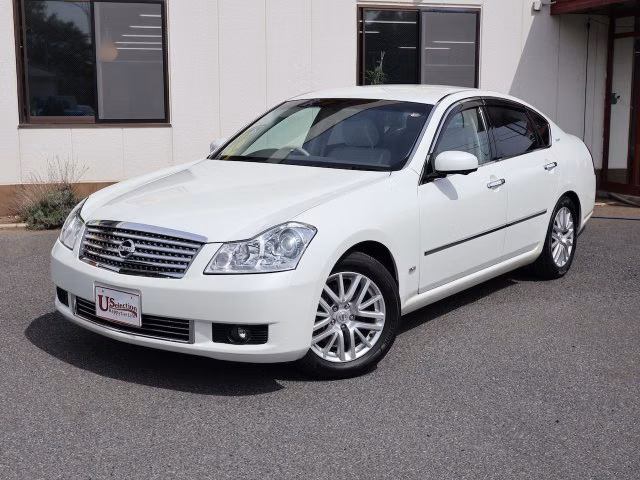 NISSAN FUGA