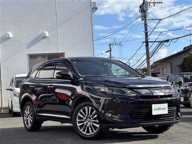 TOYOTA HARRIER