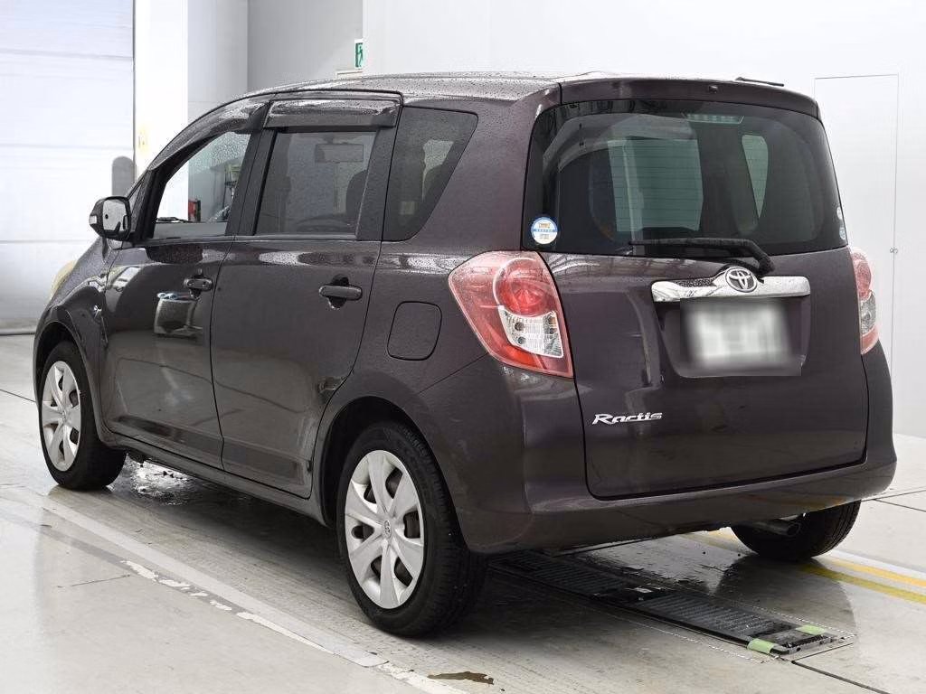 TOYOTA RACTIS