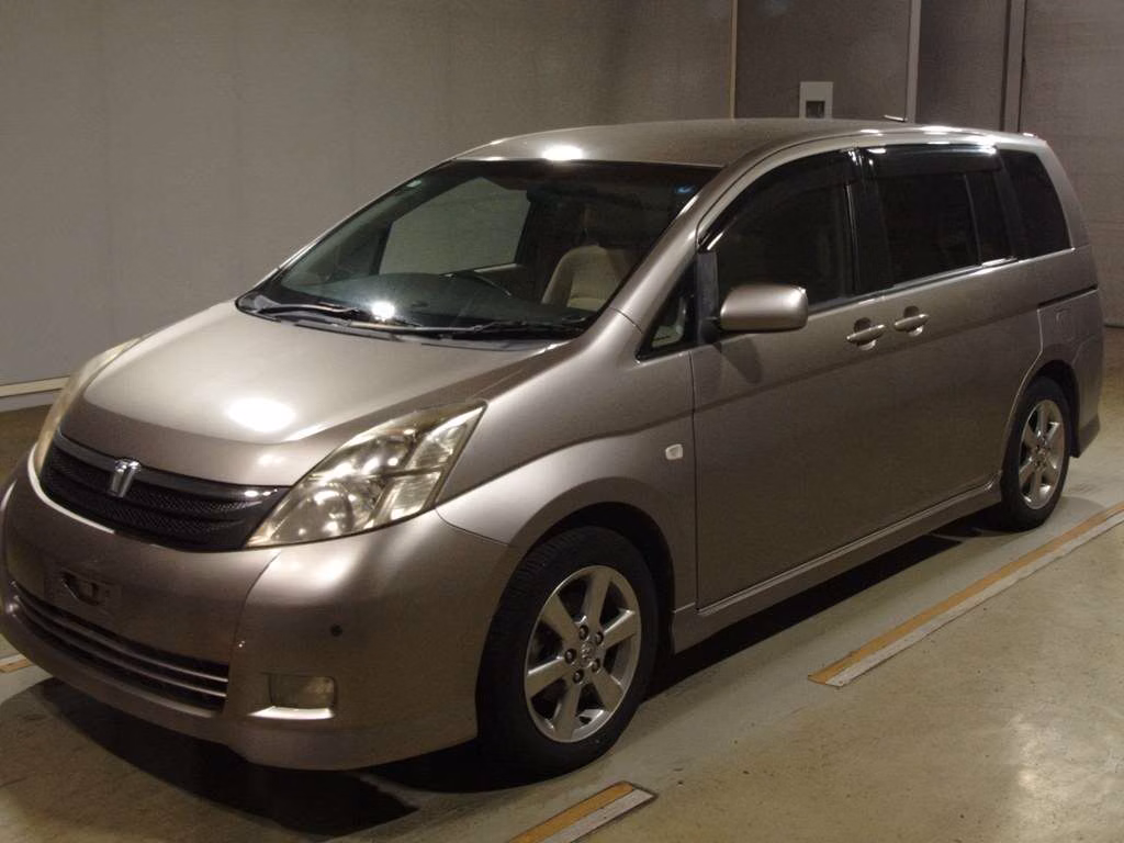 TOYOTA ISIS