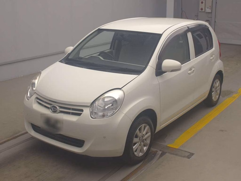 DAIHATSU BOON